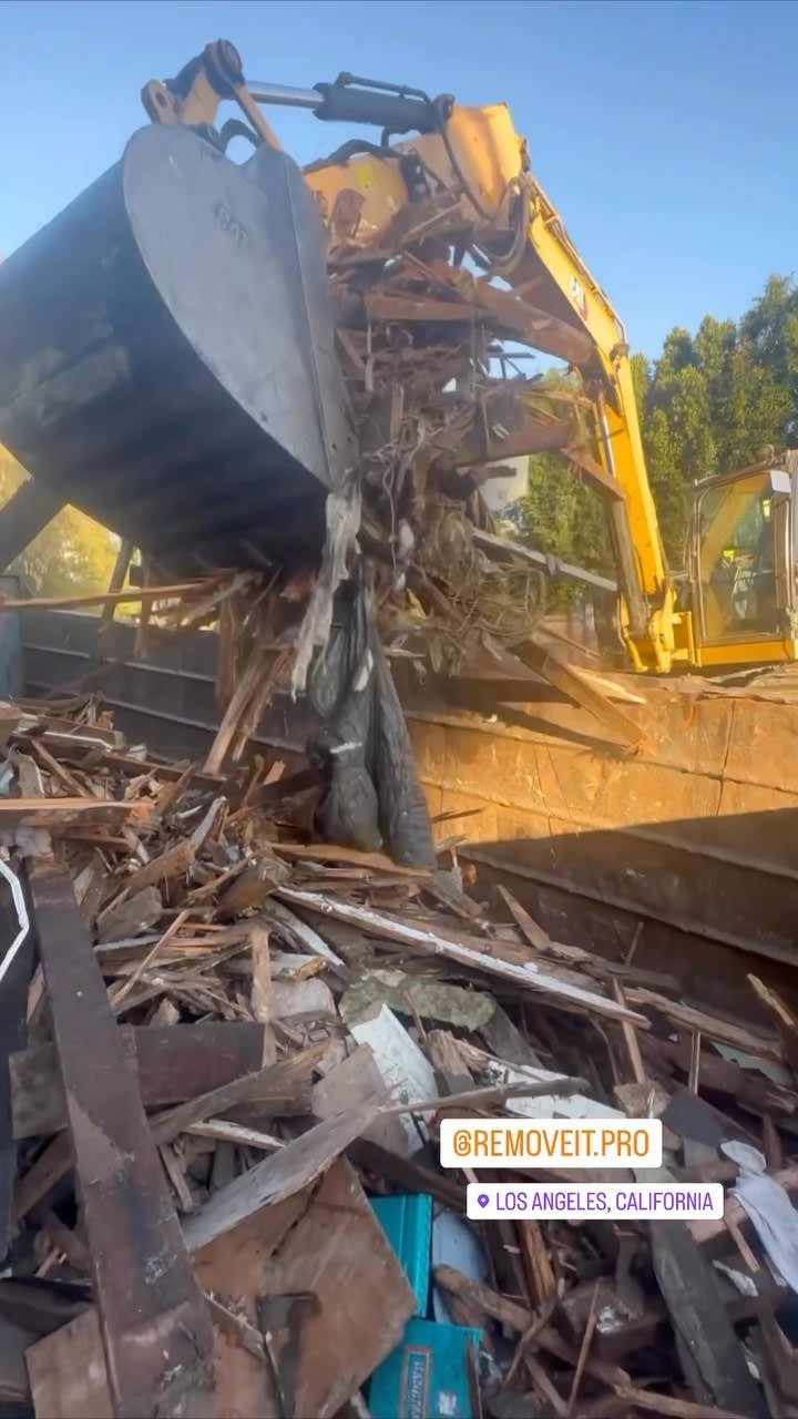 Junk removal service